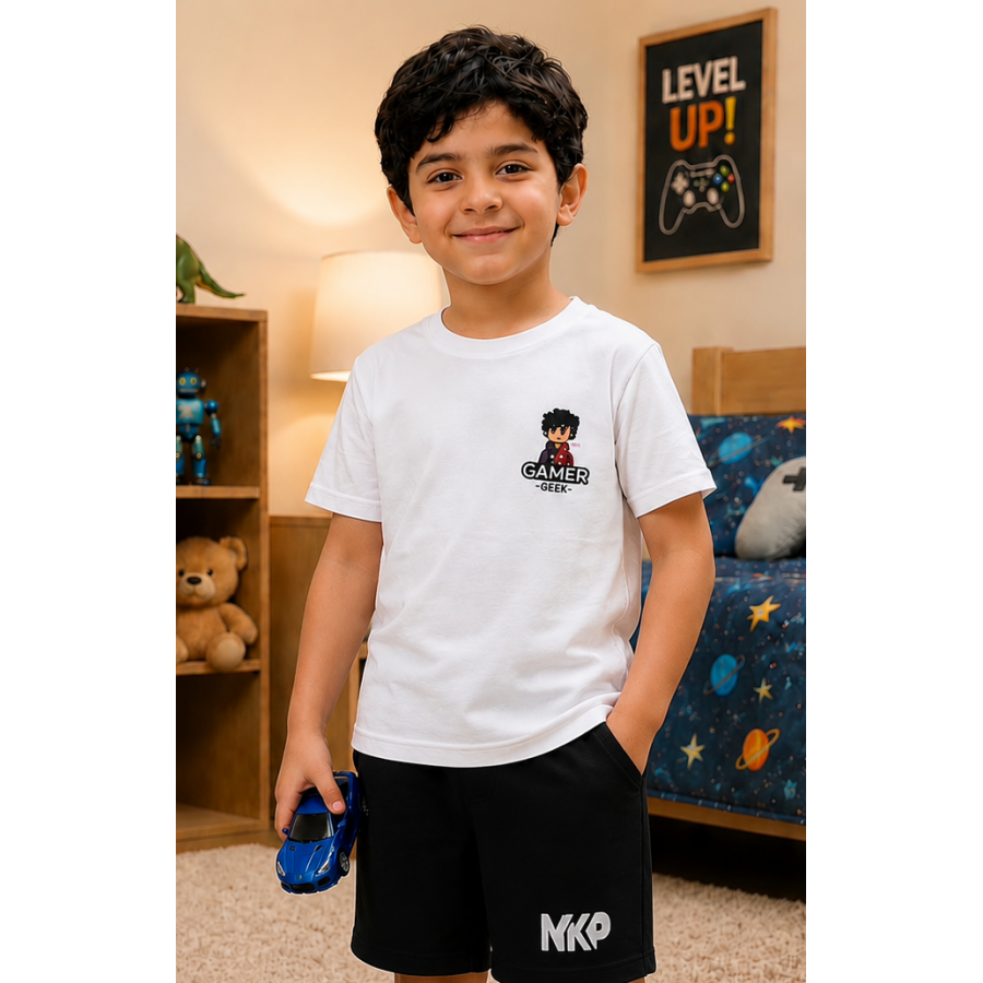 Boys T-shirt white gamer character 